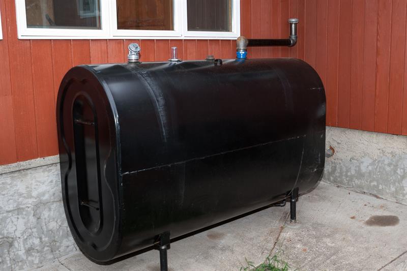 Heating oil storage tank