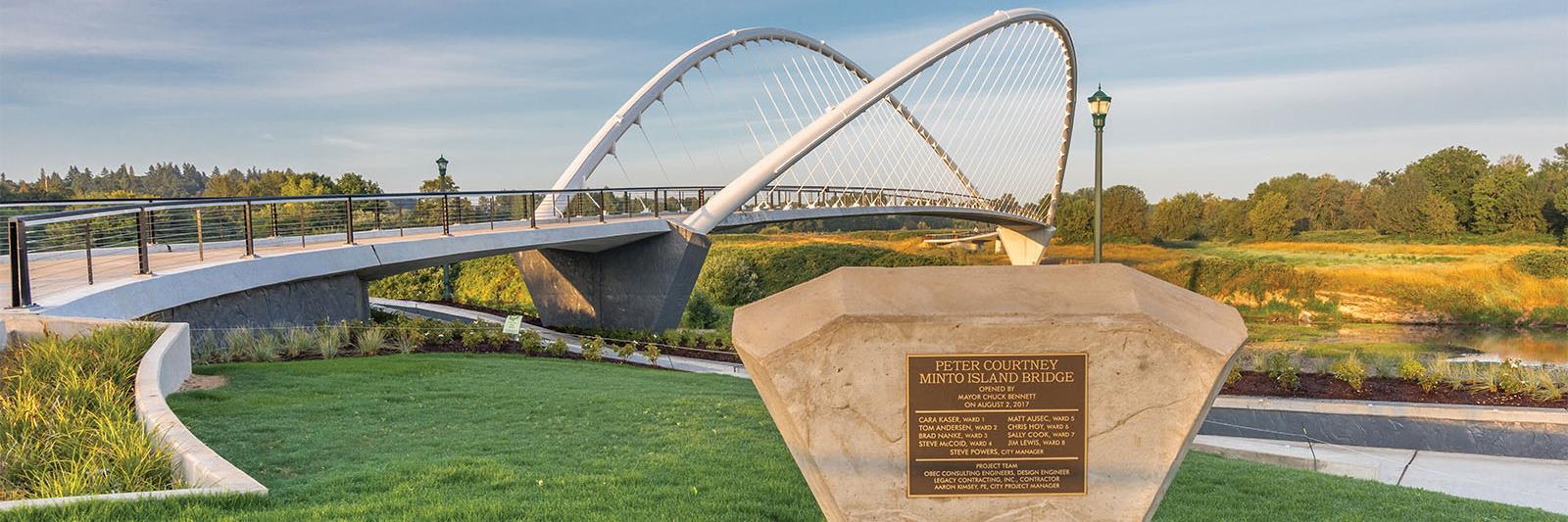 peter-courtney-minto-island-bridge-plaque_web_1600x1067_color