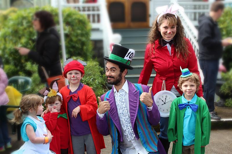 Costumed visitors at Deepwood easter egg hunt