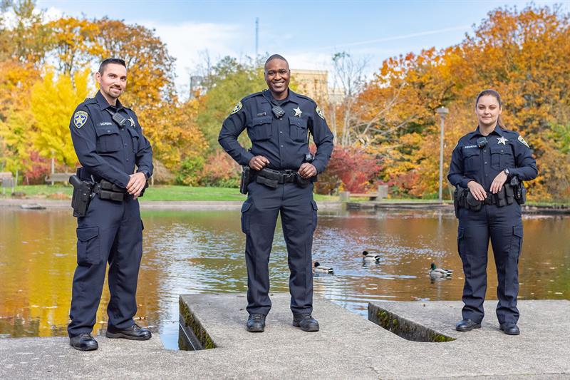 salem-police-officers_fultz-inhzirova-moreno_join-the-department-mast_web_1600x1067_color