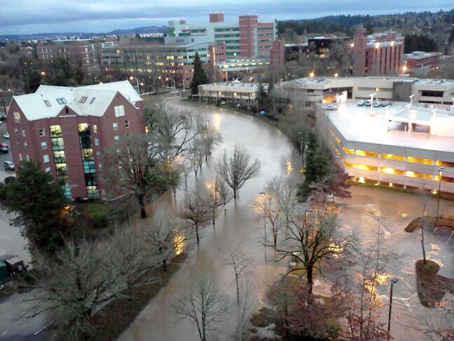 2012 Flood Photo near Salem Hospital