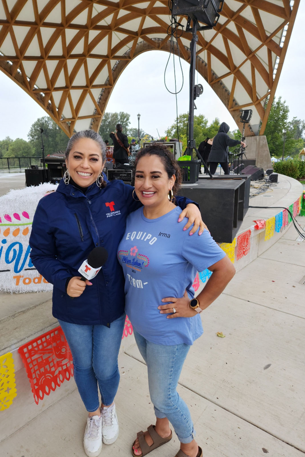 Irma and Telemundo Reporter 1069x1600