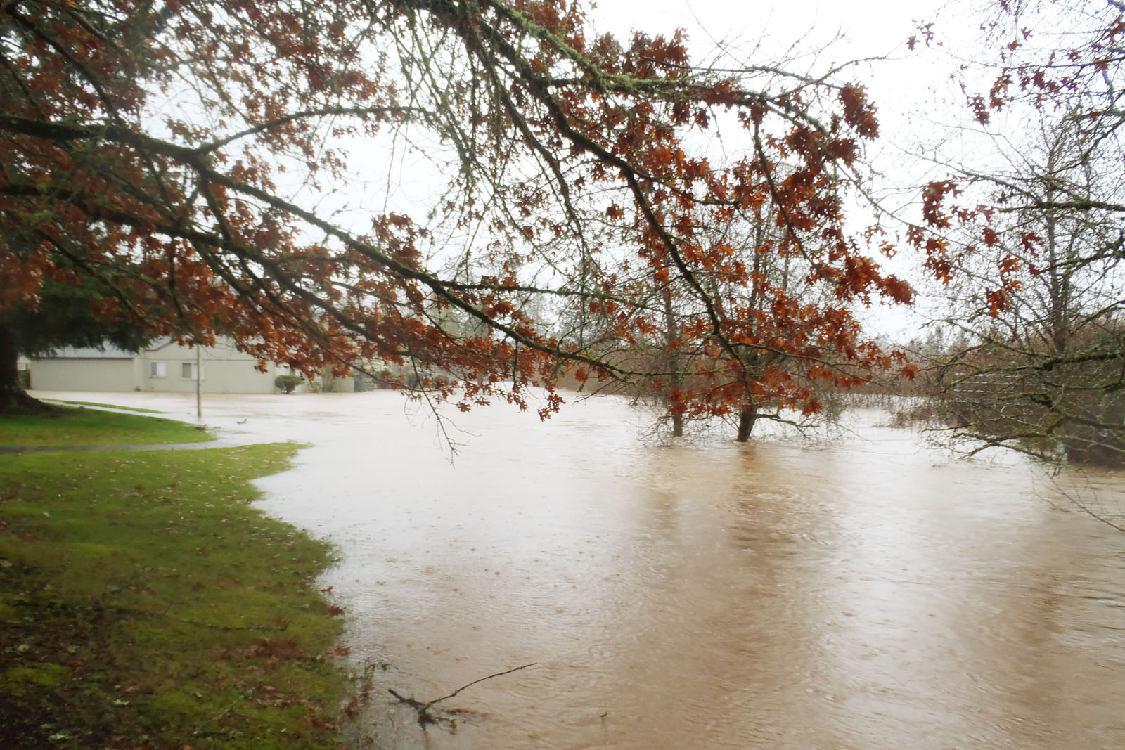 battle creek flooding upstream